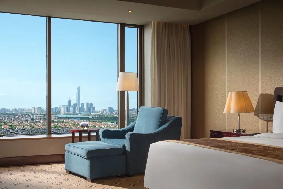 Исполнительная команда Lake View Cing Room