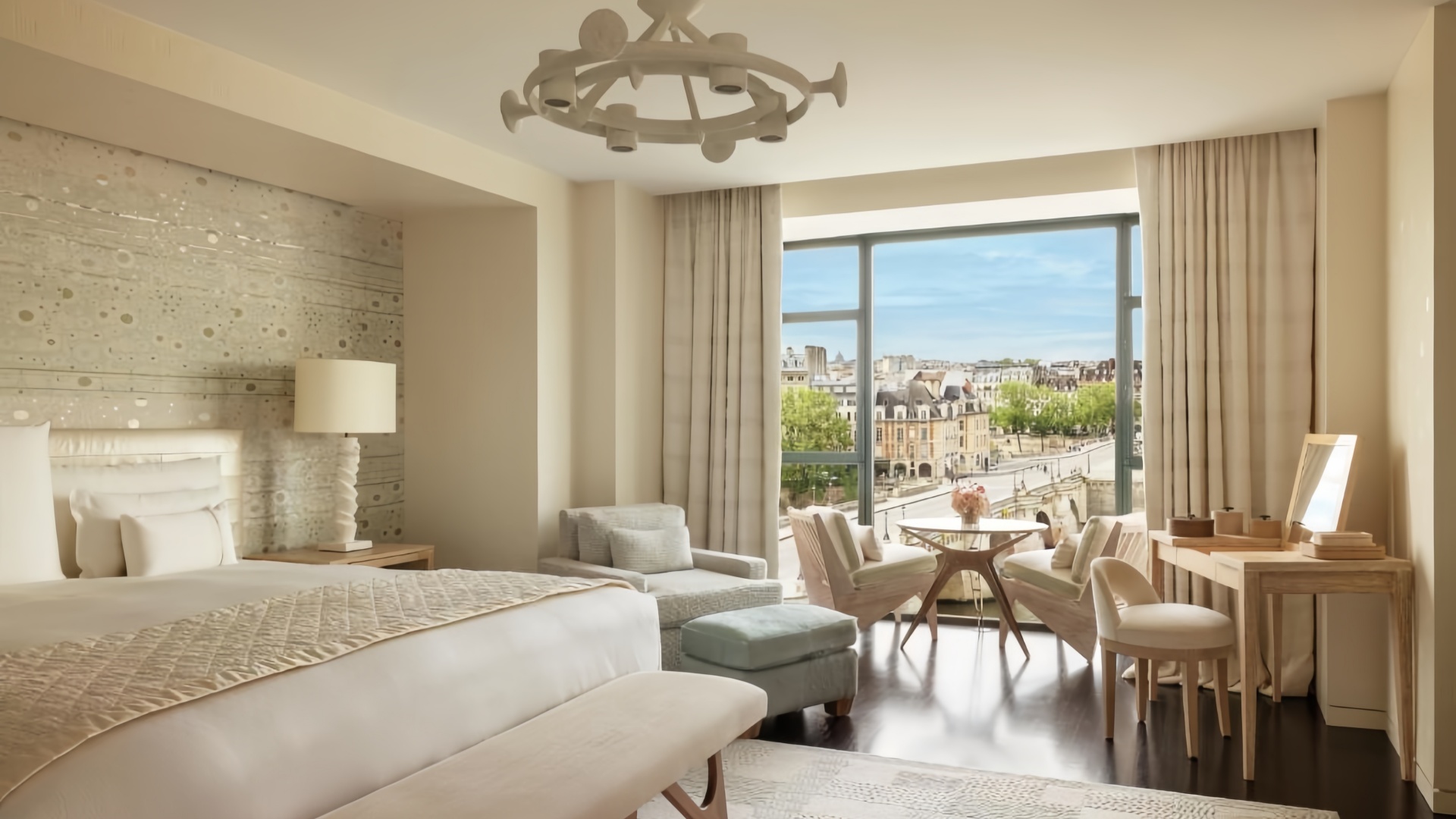 Cheval Blanc Paris