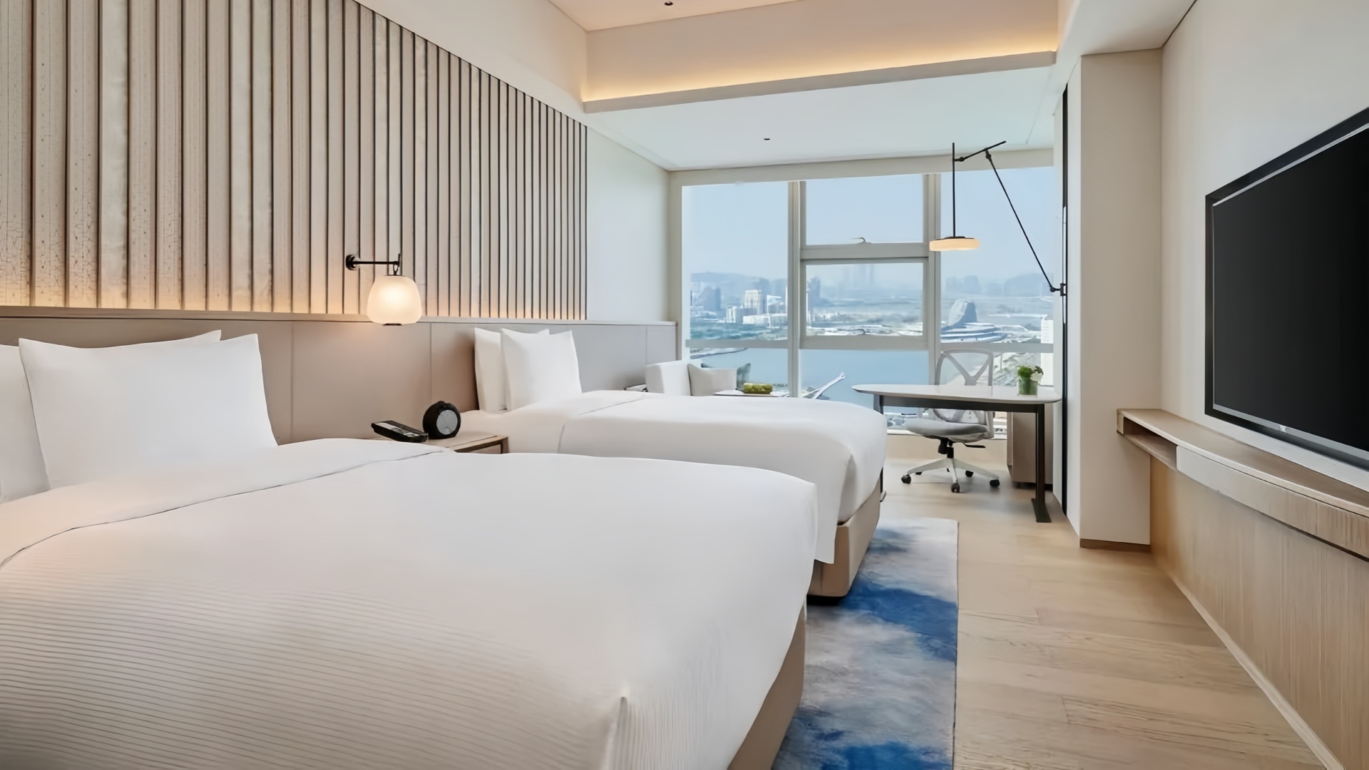 Hilton Doubletree Hotel 3